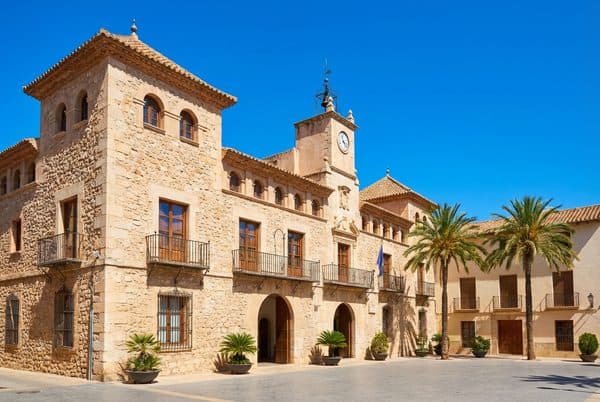 Combien de temps pour acheter en Espagne ? Étapes et délais réels (2026)